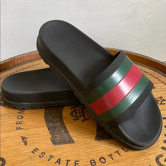Gucci | Shoes | Authentic Mens Gucci Slides | Poshmark display picture 1